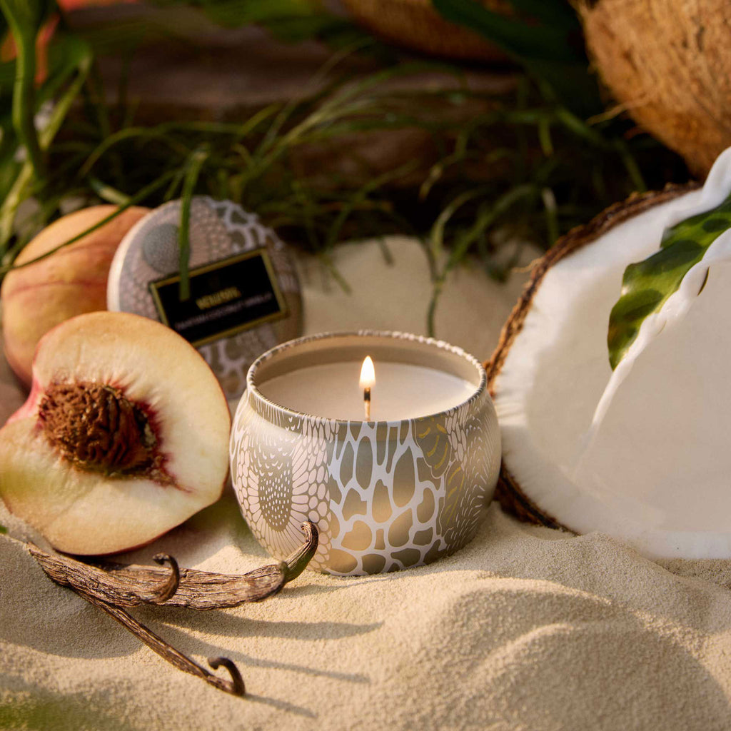 Vela Aromática em Lata TAHITIAN COCONUT VANILLA – imagem 3
