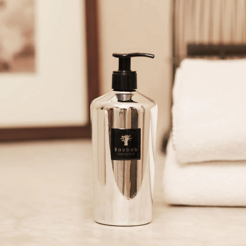 Caixa de Presente Gel de Mãos 350ml GENTLEMEN IN SILVER – imagem 3