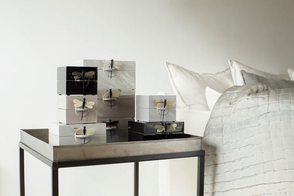 Caixa Lacada Decorativa LIBÉLULA Tamanho B bege, preto, terra, verde e paixao – imagem 2