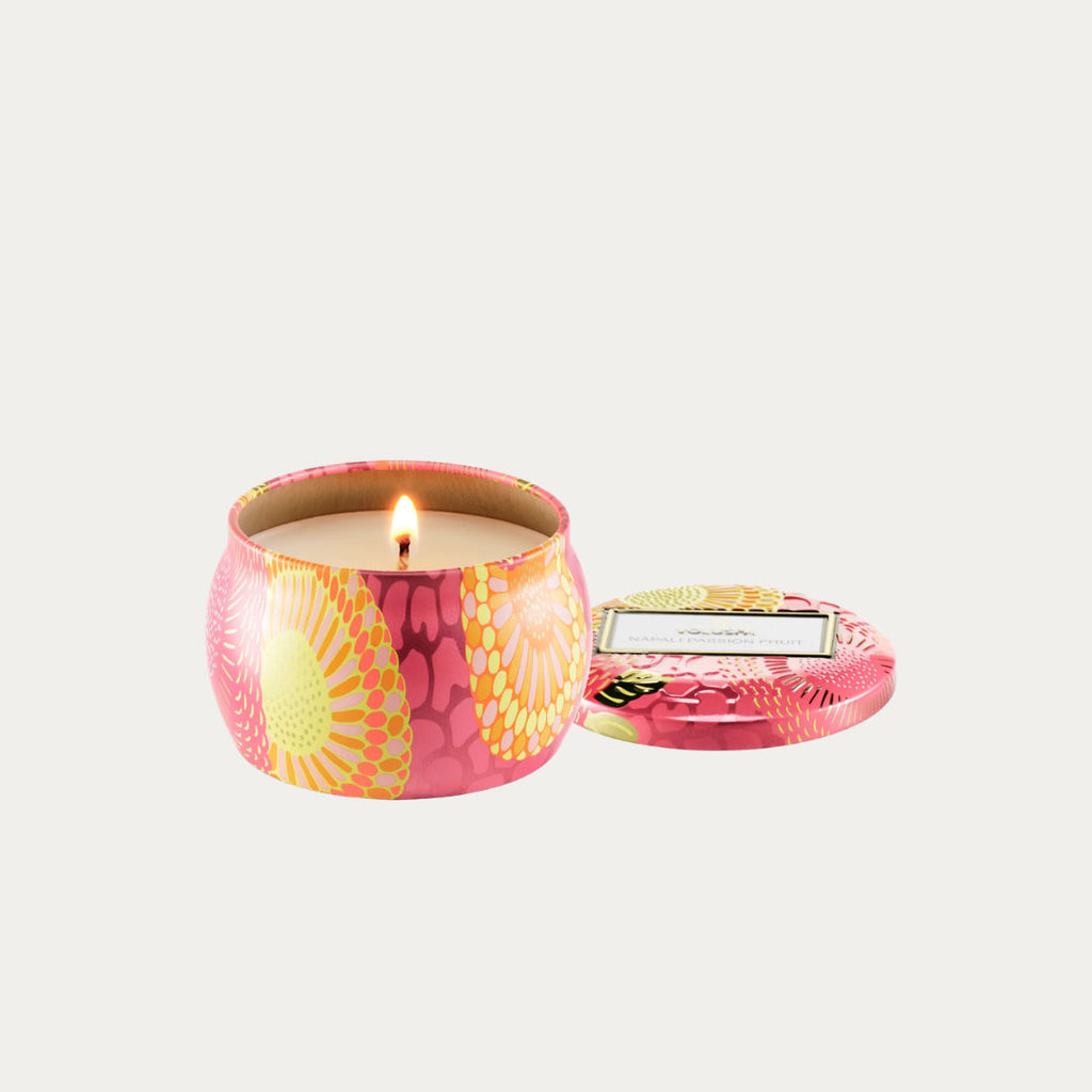 Vela perfumada NAPALI PASSION FRUIT em lata metálica