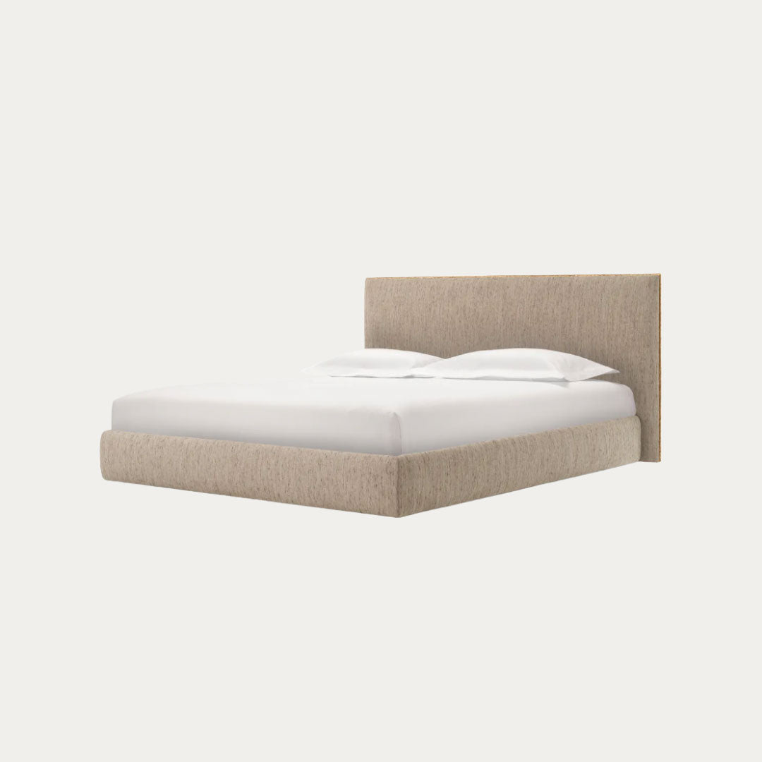 Cama ASHFORD estofada com cabeceira acolchoada em tecido