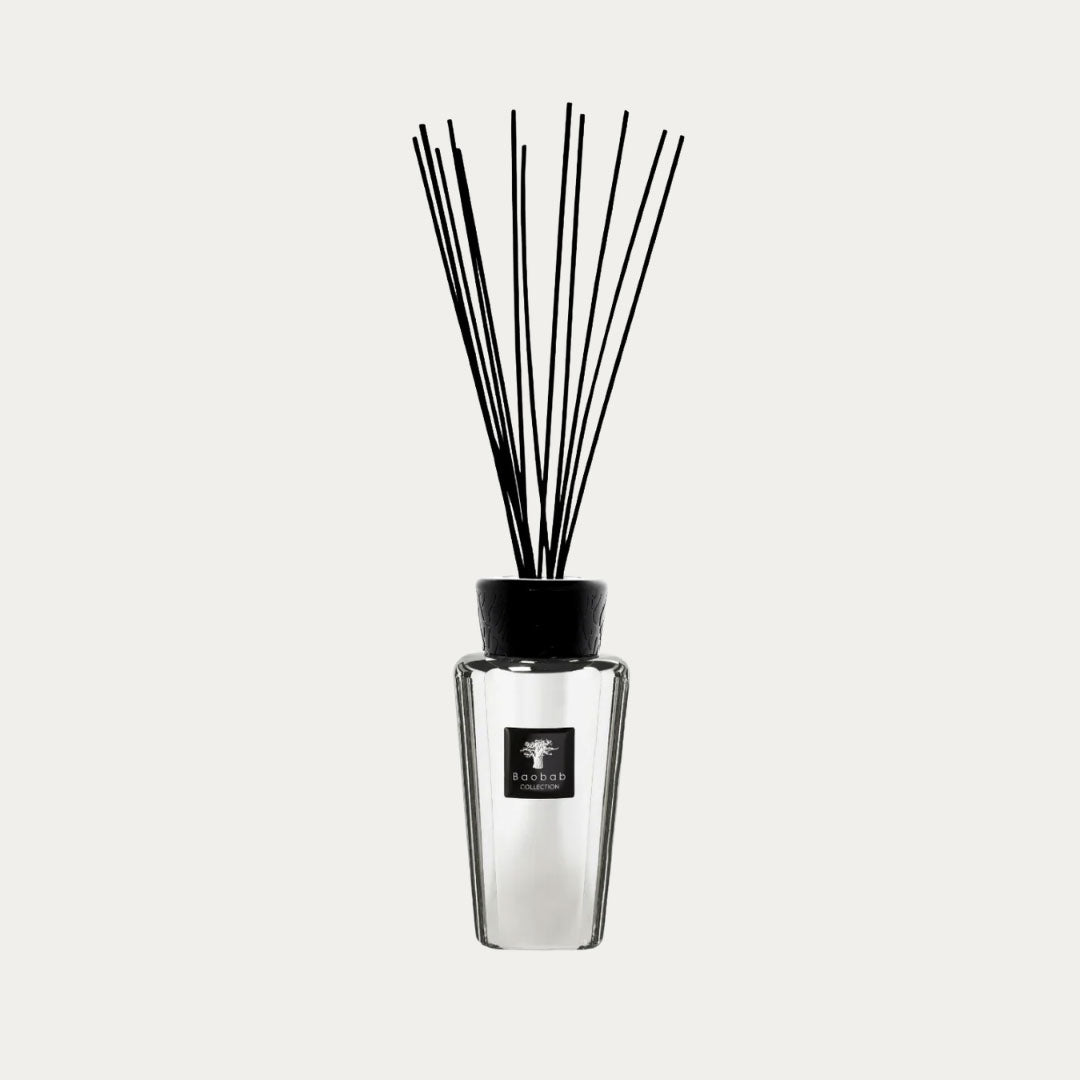 Difusor LES EXCLUSIVES PLATINUM com varetas em frasco elegante