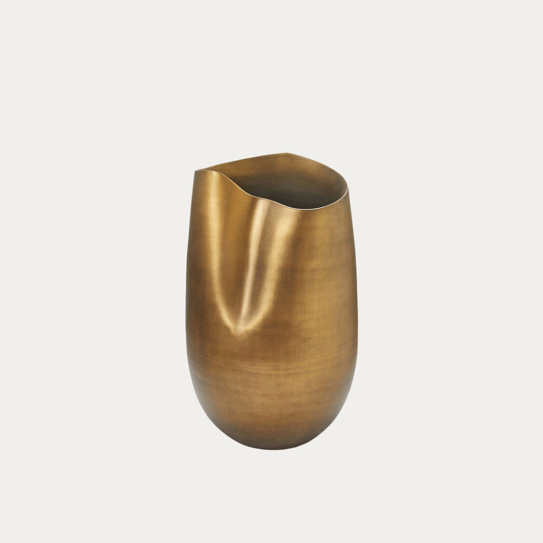 Jarra DELUXE BOMBATO com corpo bojudo em cerâmica decorativa