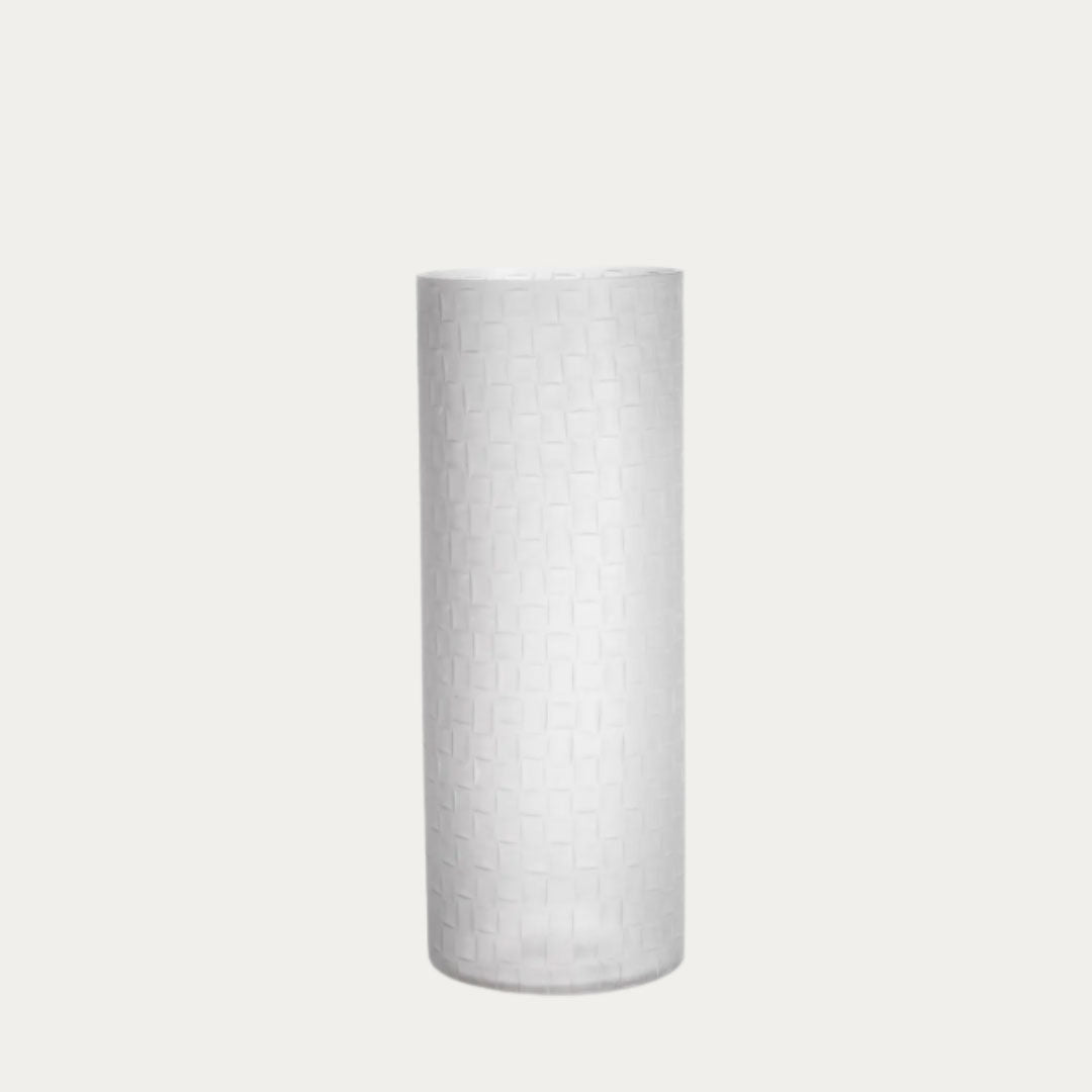 Vaso CALISTA M em cerâmica branca com textura nervurada