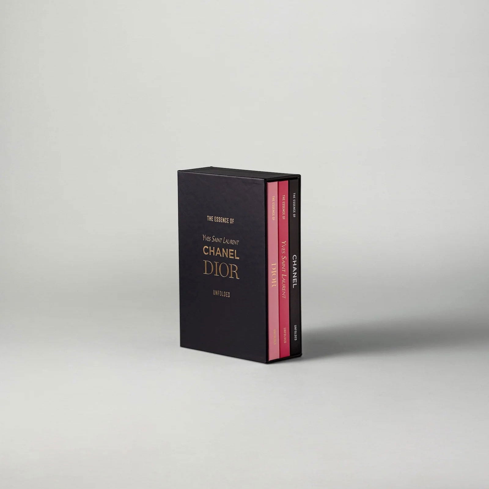 Livro Decorativo The Essence Collection I – imagem 2