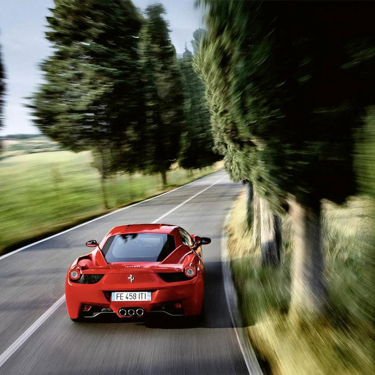 Livro Decorativo The Ferrari Book – imagem 4