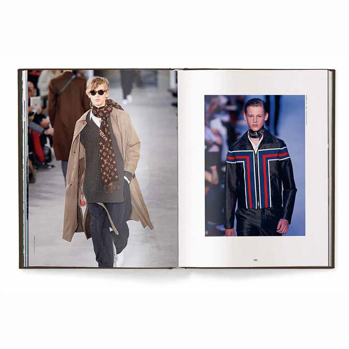 Livro Decorativo Louis Vuitton The Modern Luxury Series – imagem 6