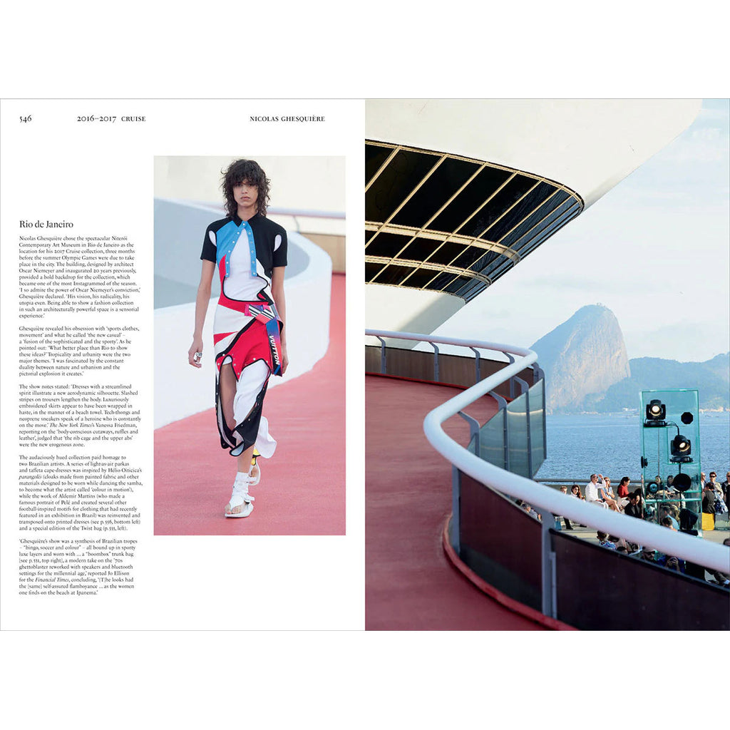 Livro Decorativo Louis Vuitton Catwalk – imagem 4